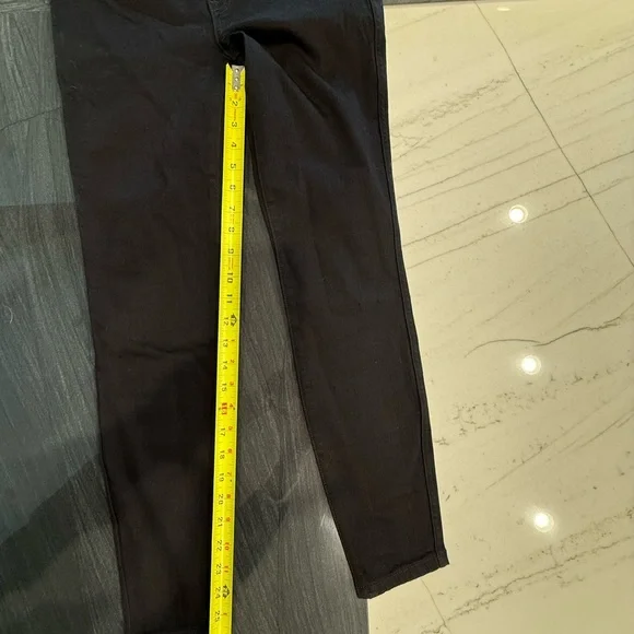 SPANX Black Skinny Jeans. - Picture 11 of 13